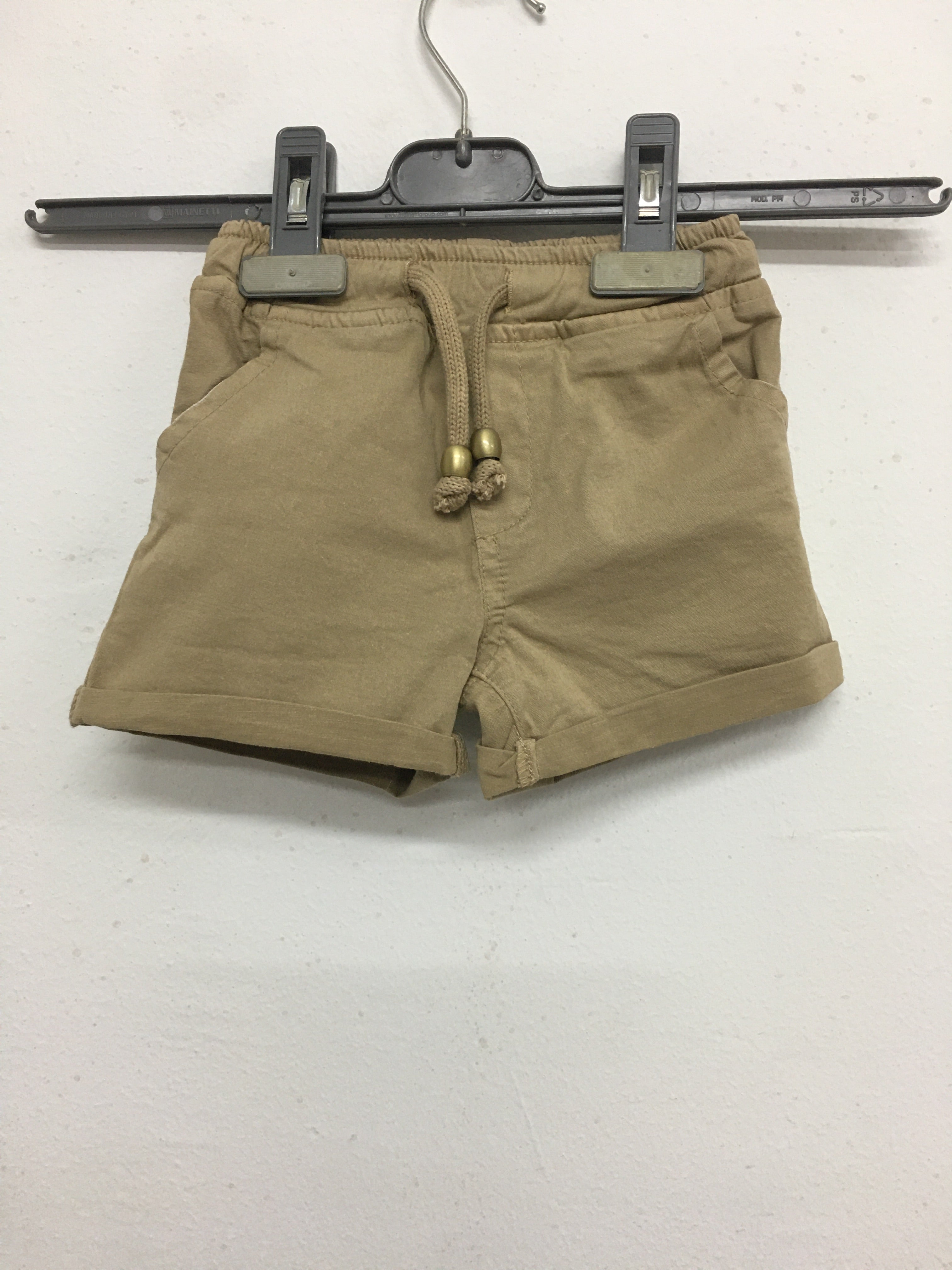 Chine Yellow Boys Woven short