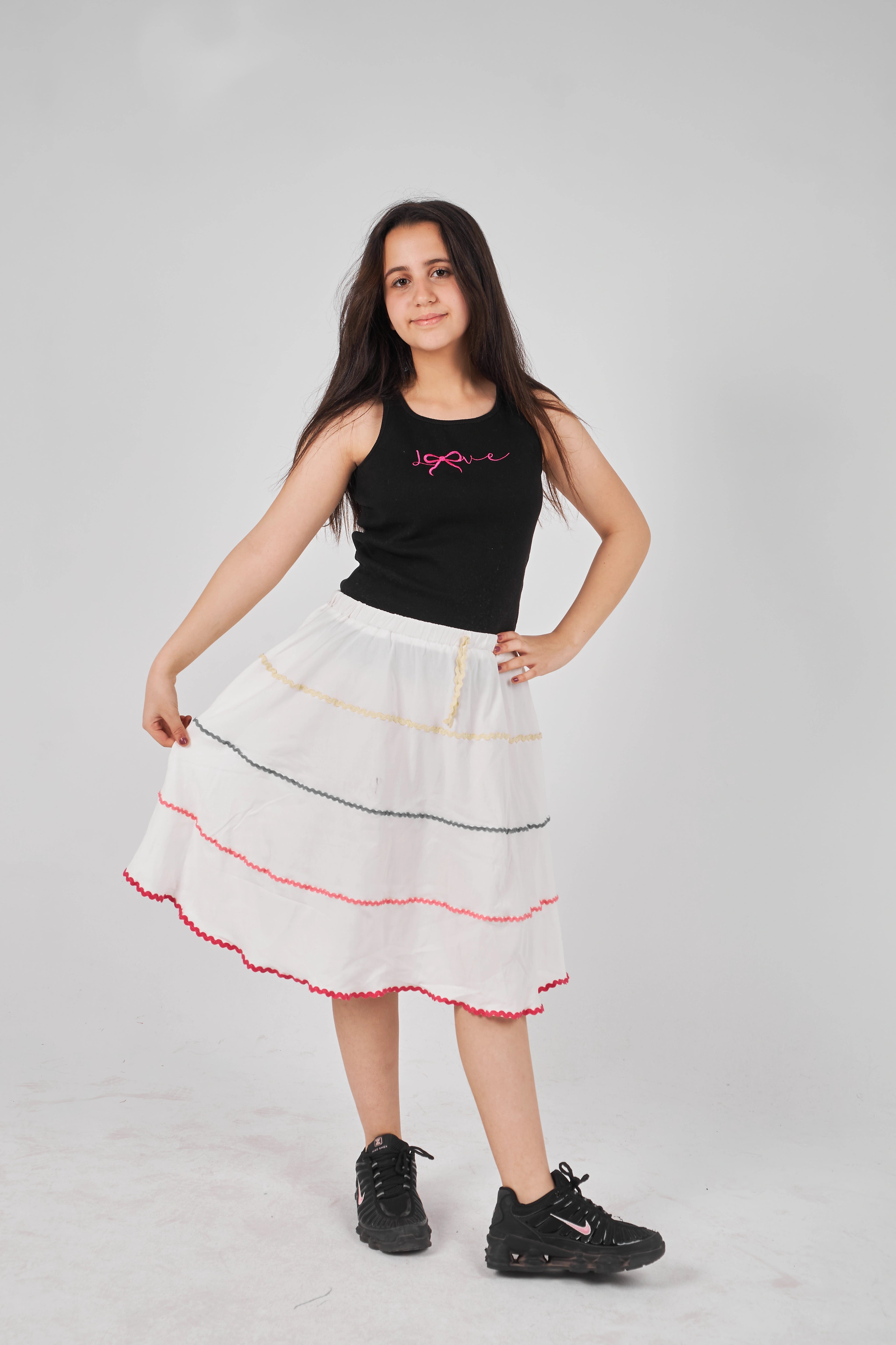 جيبة بناتي قماش أبيض